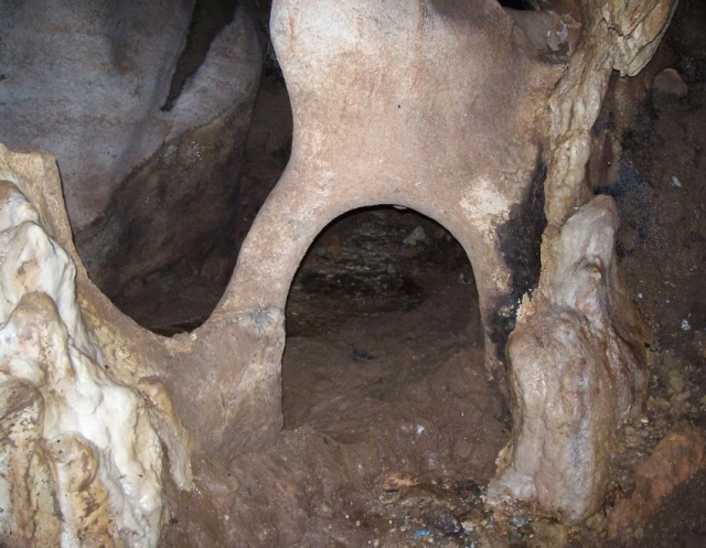  Espeleología guiada 